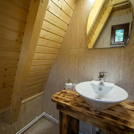 Catunul Din Podei A-frame *