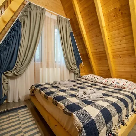 Lodge Catunul Din Podei A-frame *